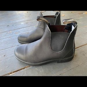 *NEW Blundstone Chelsea Unisex Leather Ankle Boots